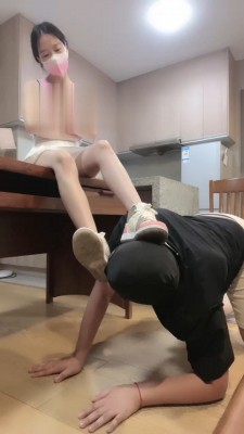 【网盘】【万一】看女友脏鞋脏船袜辱绿帽 bf18981