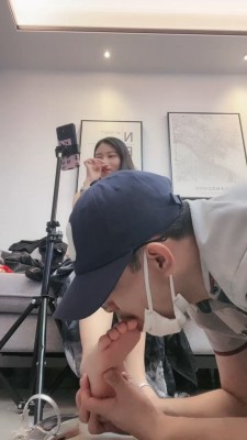 【网盘】【七月大大】御姐辱卑微脚奴 bf19158