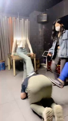 【网盘】【安琪】艺校大学生群调老师 bf19345