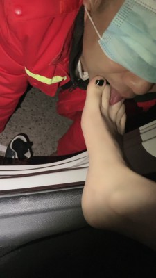 【网盘】【至尊情侣】户外伺候情侣主 JS22101801