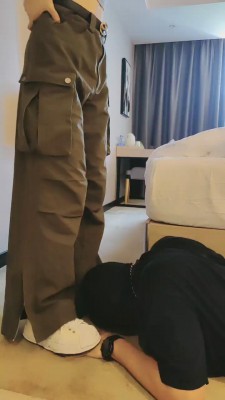 【网盘】【暴力美学】推荐-圈养宠物晨起伺候 bf19832