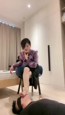 【网盘】【丹丹S】高跟丝袜深喉诱惑贱狗圣水赏赐 bf19882