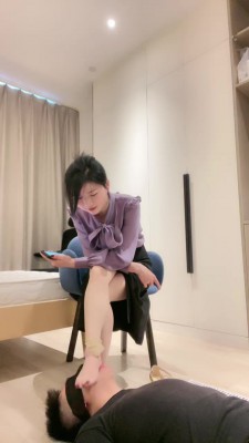 【网盘】【丹丹S】高跟丝袜深喉诱惑贱狗圣水赏赐 bf19882