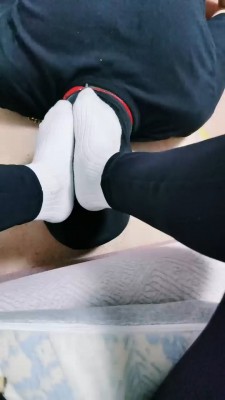 【网盘】【浮华】小姨tj惩罚大侄子 bf19923