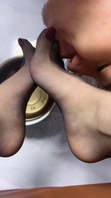 【网盘】【川野尤娜】高跟黑丝恋足调+圣水 bf19927