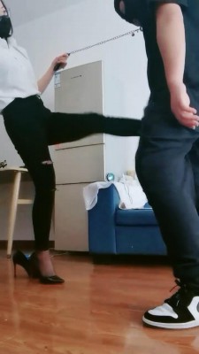 【网盘】【晴雨大大】高跟全体重重踩/踢裆 bf19921