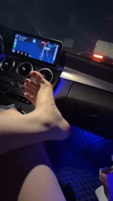 【网盘】【木秋】开发素人奔驰司机   JS22102803