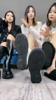 【网盘】【ccyouer】3S-带素人闺蜜入圈调 bf22051