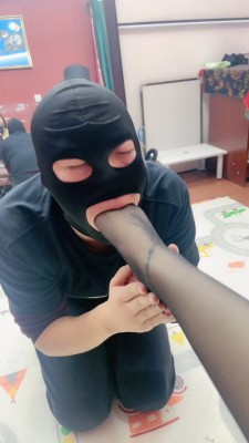 【网盘】【小祖宗】裸足深喉专场 bf20099