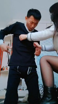 【网盘】【魅影女神】短靴原味黑丝辱狗 bf20193