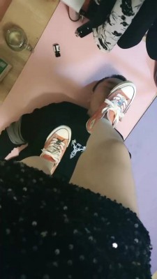 【网盘】【然而】高帮帆布鞋踩继父 bf20334