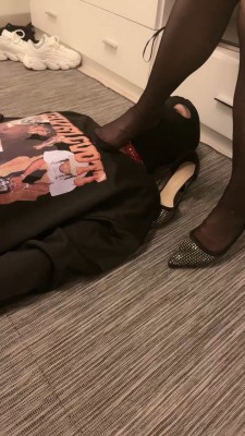 【网盘】【安静大大】母女S-高跟黑丝+帆布鞋白袜【双视角】 bf20529