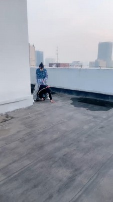 【网盘】【辣妈S】运动女神阳台遛狗 bf20581