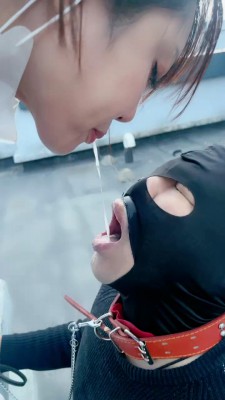 【网盘】【辣妈S】运动女神阳台遛狗 bf20581