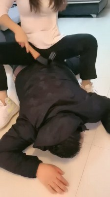 【网盘】【蒂娜】短剧系列之暴力踢打耳光（第二集） bf20593