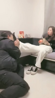 【网盘】【蒂娜】圈养生活-喂食畜生 bf20625