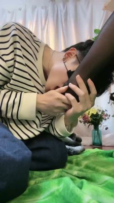 【网盘】【雪瑶】踩脸/耳光/口水/深喉 bf20758