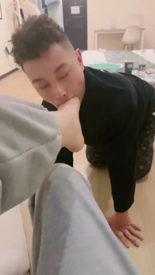 【网盘】【小软】原味棉袜脚辱狗 bf20786