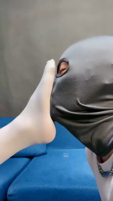 【网盘】【ccyouer】萝莉主黑丝诱惑调 bf20868