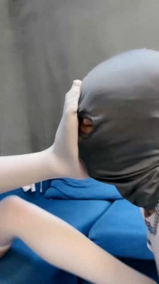 【网盘】【ccyouer】萝莉主黑丝诱惑调 bf20868