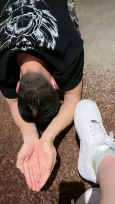 【网盘】【奈奈生】学生S小白鞋臭棉袜辱狗 bf20871