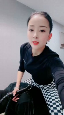 【网盘】【昆山小主】瑜伽女神臭脚辱 bf20940