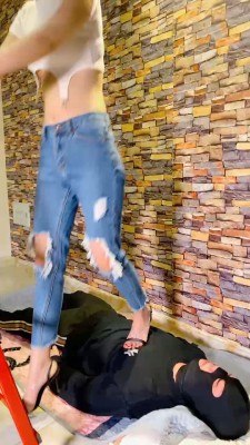 【网盘】【冷鸢大大】高跟鞋下的赏赐 bf21163