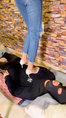 【网盘】【冷鸢大大】高跟鞋下的赏赐 bf21163