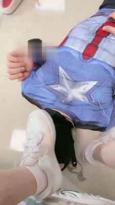 【网盘】【月影儿】乖巧女孩脏鞋白袜肉丝辱狗 bf21572