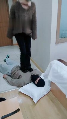 【网盘】【景德镇S】学生主暴力踩踏/踢踹 bf21816