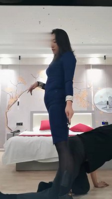 【网盘】【冷御女王】少妇S黑丝恋足调 bf21779