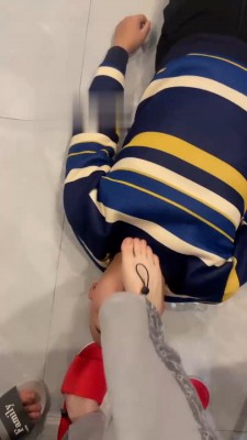 【网盘】【至尊情侣s】看女友怎么虐绿帽【下】 bf21902