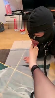 【网盘】【思诺】超美御姐长靴黑丝蹂躏狗 bf21957