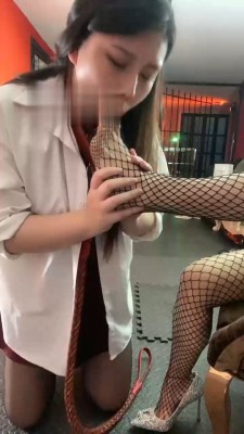 【网盘】【莉莉丝】闺蜜求我虐【双视角版】 bf22015