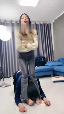 【网盘】【ccyouer】玩新来的大学生 bf22023