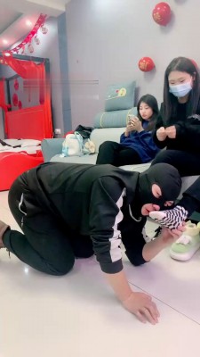 【网盘】【精神小妹】3S原味袜气味羞辱/踩踏 bf22044