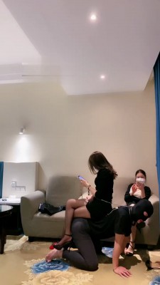 【网盘】【丝绮】双S黑丝美腿踢踹/踩踏【双视角版】 bf22058