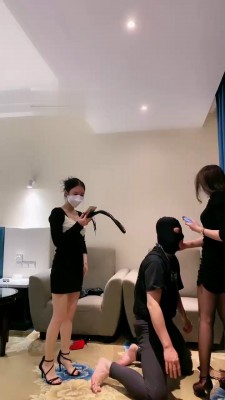 【网盘】【丝绮】双S黑丝美腿踢踹/踩踏【双视角版】 bf22058