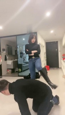 【网盘】【冷颜】马靴玩弄圈养奴 bf22102