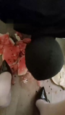 【网盘】【米小唐】御姐踩踏喂食 bf22135