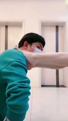 【网盘】【罗宾】华伦天奴挑战1000下踢 bf22184