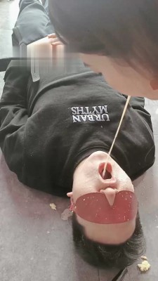 【网盘】【黑兔sama】超重口恶心调/圣水奶茶/口水 bf22190