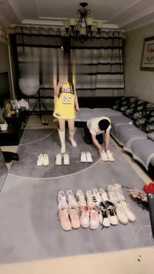 【网盘】【猫神大人】强迫男友舔一堆脏鞋 bf22268