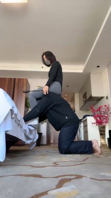 【网盘】【朱砂痣】骑马/吃鼻屎/圣水/踩踏 bf20350