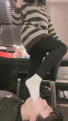 【网盘】【强抚】棉袜裸足强制深喉 bf22399