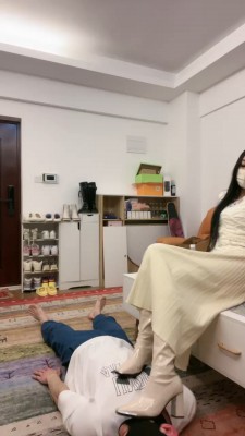 【网盘】【奈奈生】白靴子女主暴力虐打【续集】 bf22852