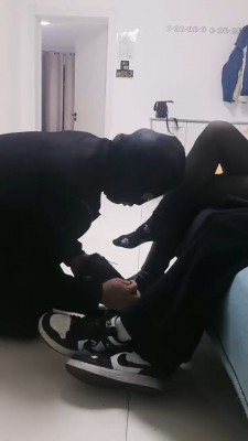 【网盘】【吴迪】带闺蜜玩sm游戏 bf22782