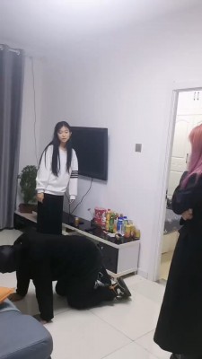 【网盘】【吴迪】带闺蜜玩sm游戏 bf22782