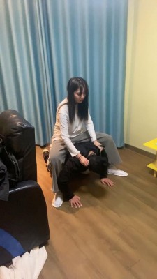 【网盘】【澜希】学妹的脚下狗 bf22833