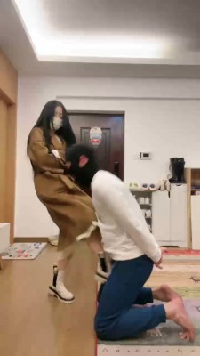 【网盘】【奈奈生】白靴子女主暴力虐打 bf22844